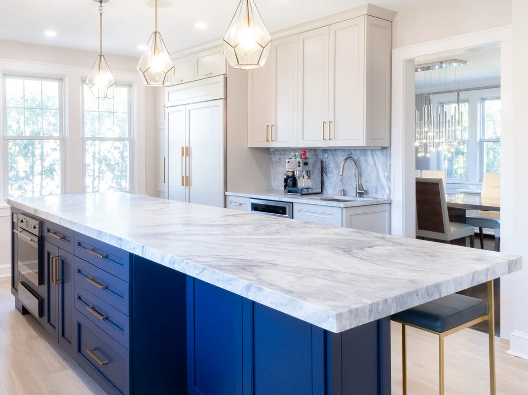 15-beautiful-kitchen-quartz-countertop-ideas-9